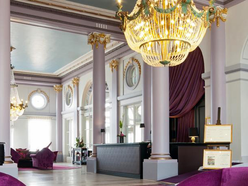 Grand-Hotel-Cabourg---hall-800X600